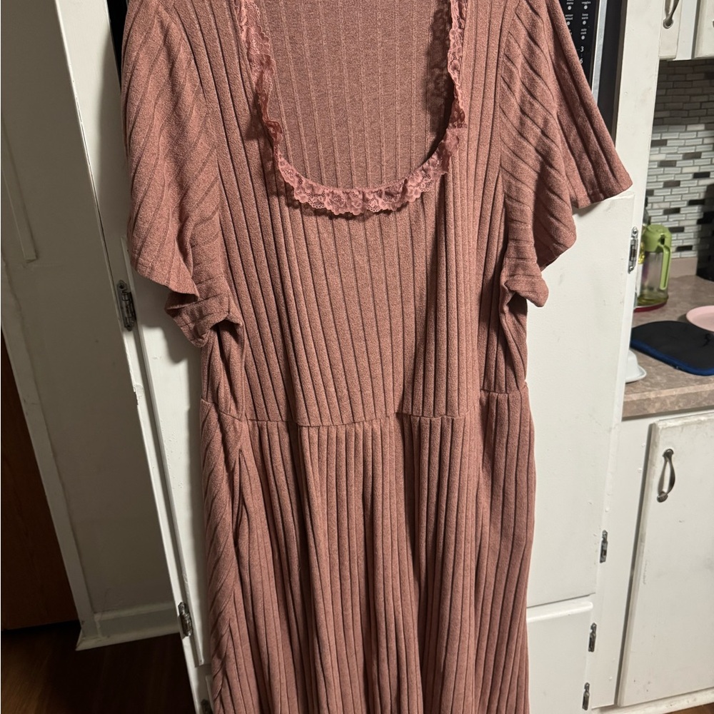 BloomChic Ribbed Brown Top